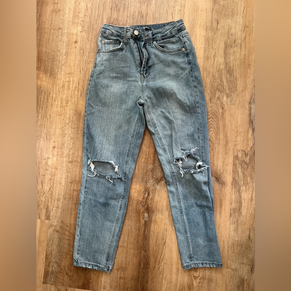Wild Fable distressed highest rise mom jeans size 2 medium wash y2k